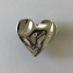 Heart crocs shoe charm